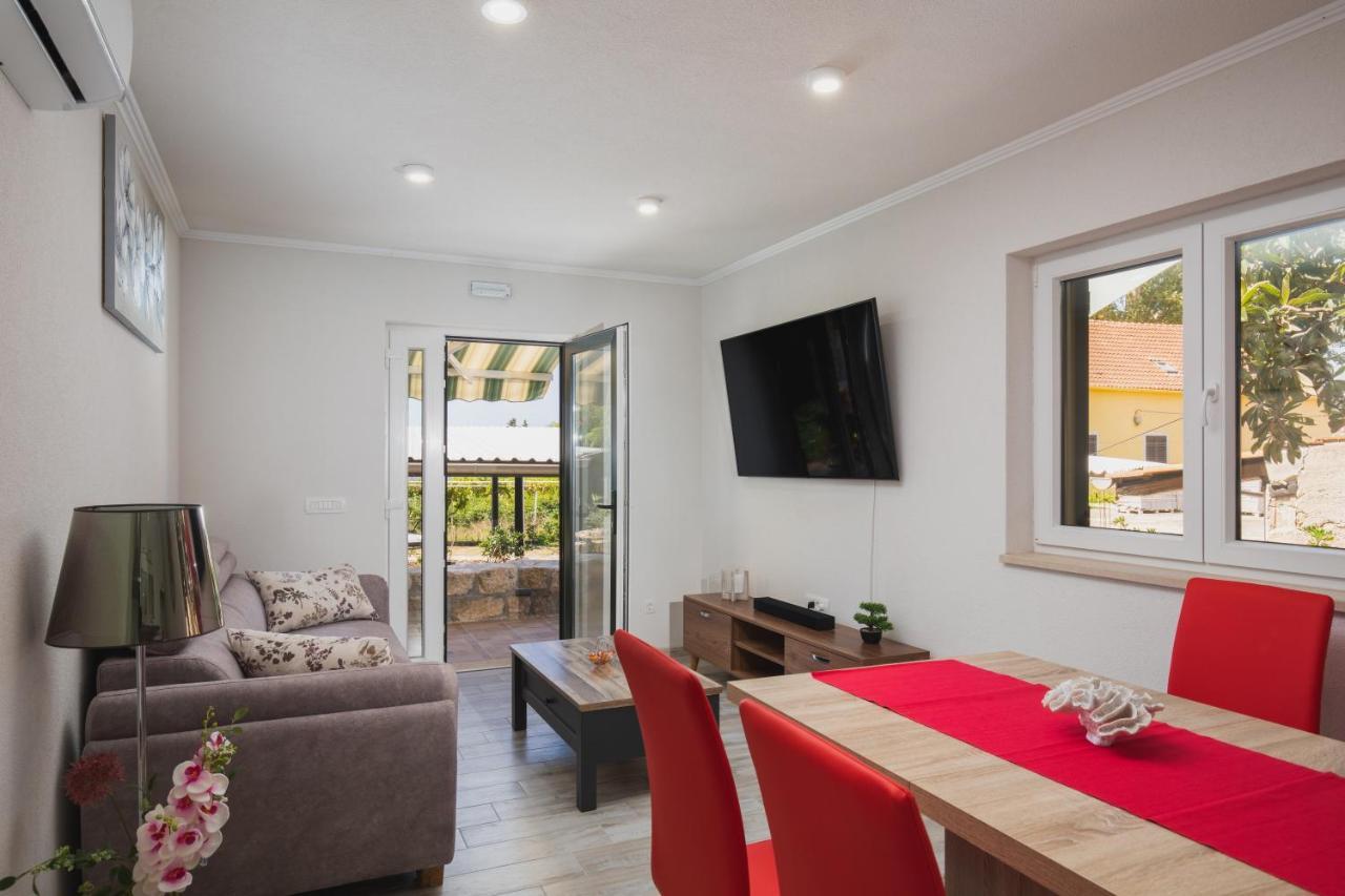 Apartment Pod Nespolom ตริสเตโน ภายนอก รูปภาพ